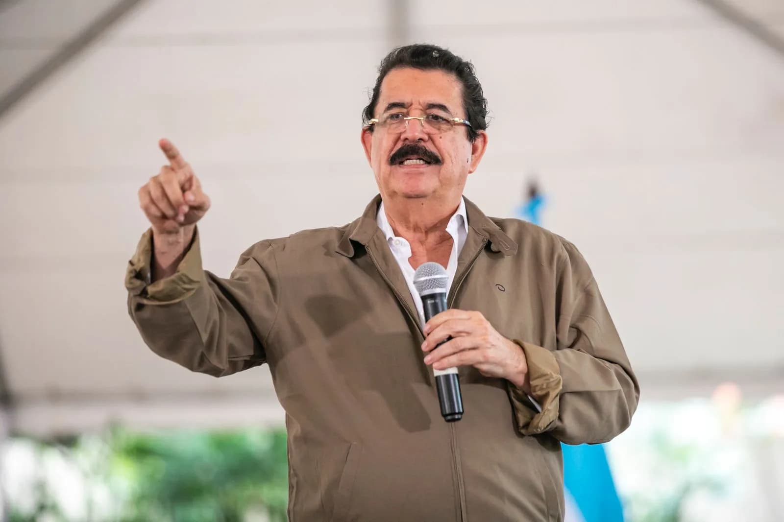 El futuro del proyecto político de Zelaya ante desafíos crecientes en Honduras