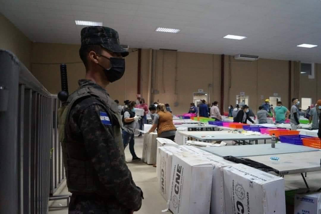 Honduras enfrenta alerta de fraude electoral según expertos