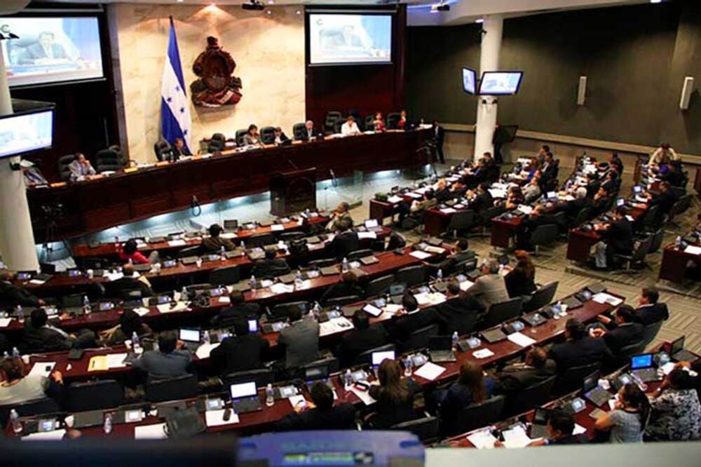 LIBRE y el Congreso Hondureño: ¿Hacia dónde va la Comisión Permanente?
