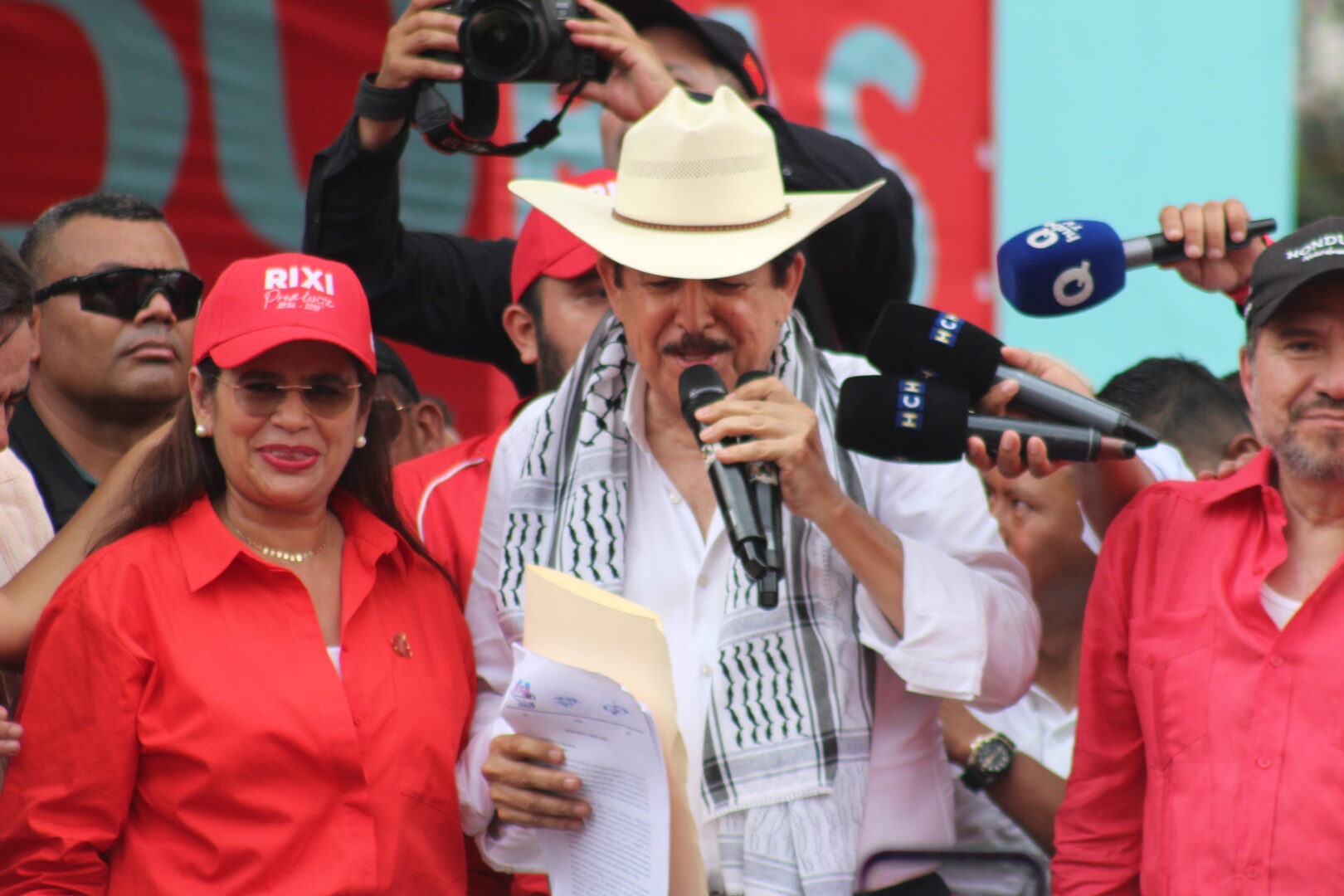 Debate Rixi Moncada: Supresión Central de Riesgos y Control